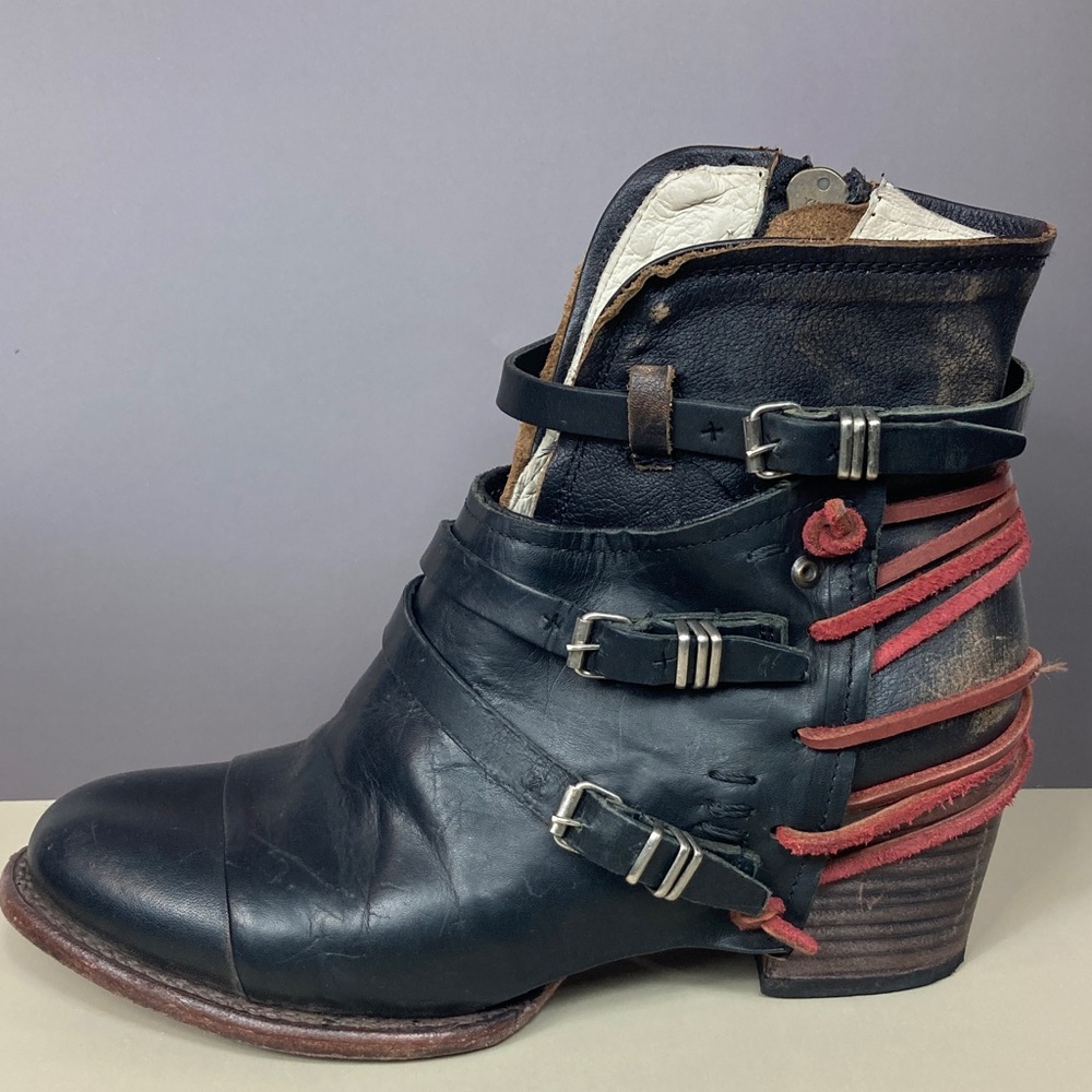leather Freebird by Steven Black Ankle Boots with Red Straps *4.99 shipping* sz9 - Picture 12 of 16